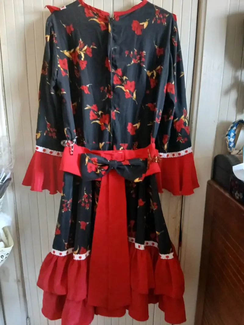 Vestido de Cueca floral con volantes - 1
