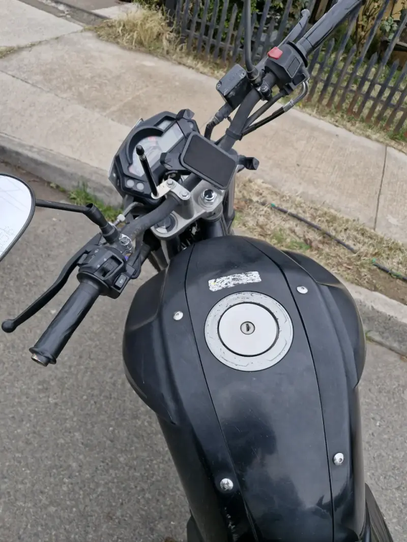 Moto Yamaha FZ 150cc en buen estado - 3