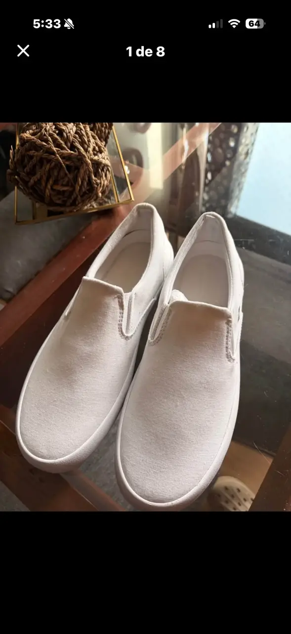 Zapatillas blancas de lona sin cordones - 1