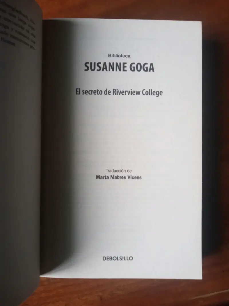 El Secreto de Riverview College,Susanne Goga.Libro - 3
