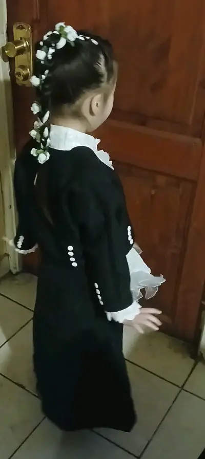 Traje de huasa elegante para niña talla 4 - miniatura 3