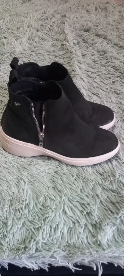 Botines negros con cierre lateral - miniatura 1