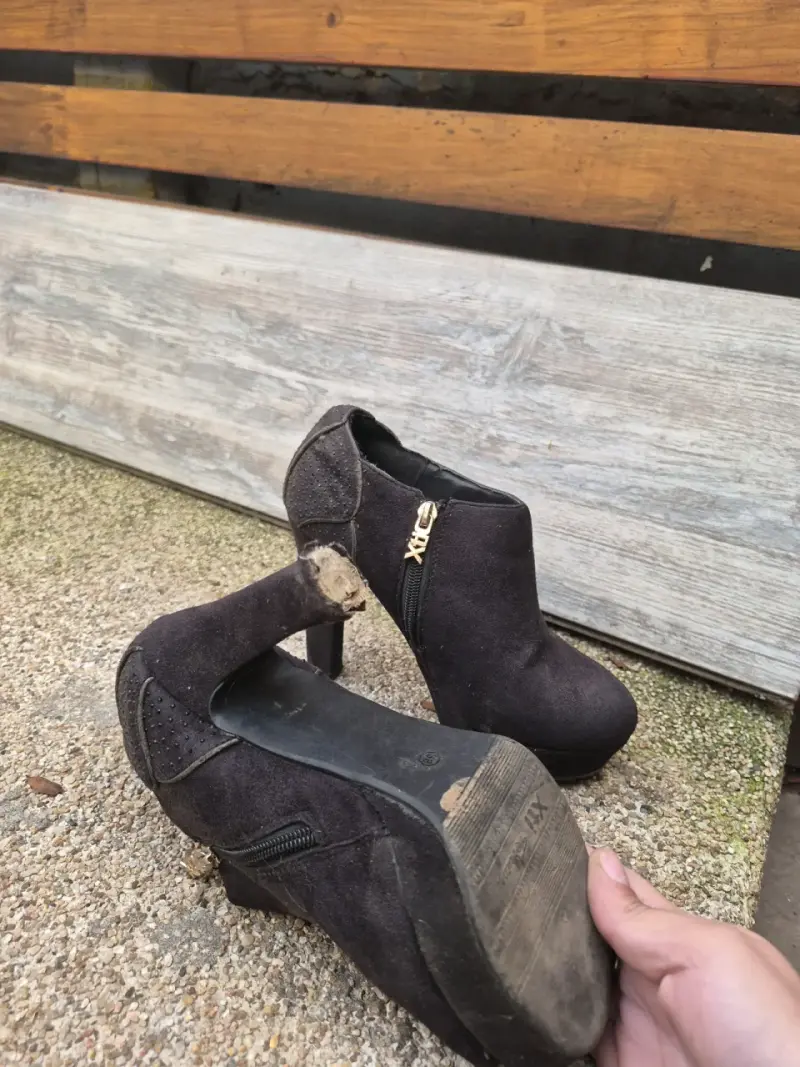 Botines de tacón alto negros con cierre lateral - 3