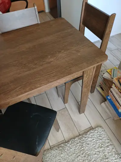 Juego de comedor de madera para 4 personas - miniatura 4