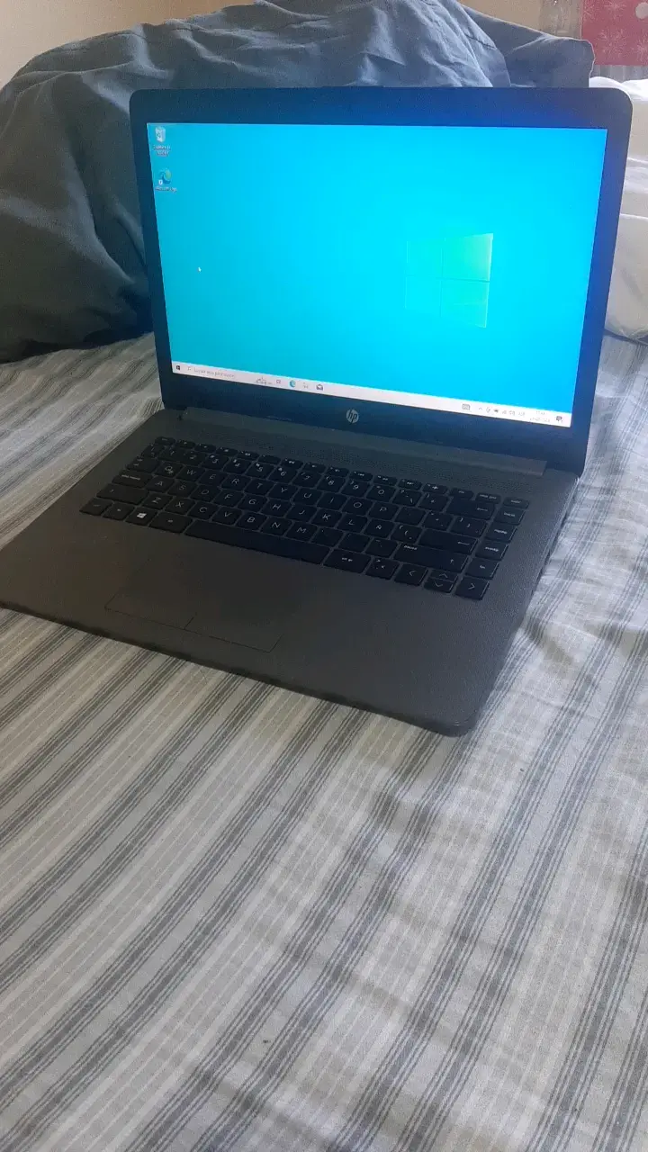 Notebook HP 245 G7 / Ryzen 5 / 12 GB RAM / Vega 8 - 3