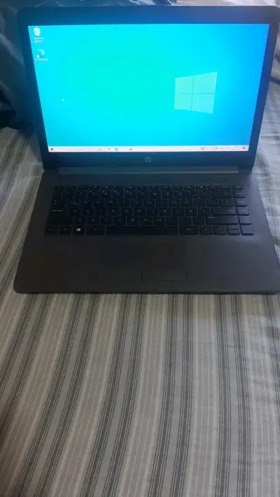 Notebook HP 245 G7 / Ryzen 5 / 12 GB RAM / Vega 8 - miniatura 5