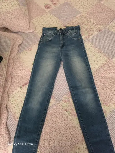 Jeans mohicano talla 36 y 38 como nuevos - miniatura 1