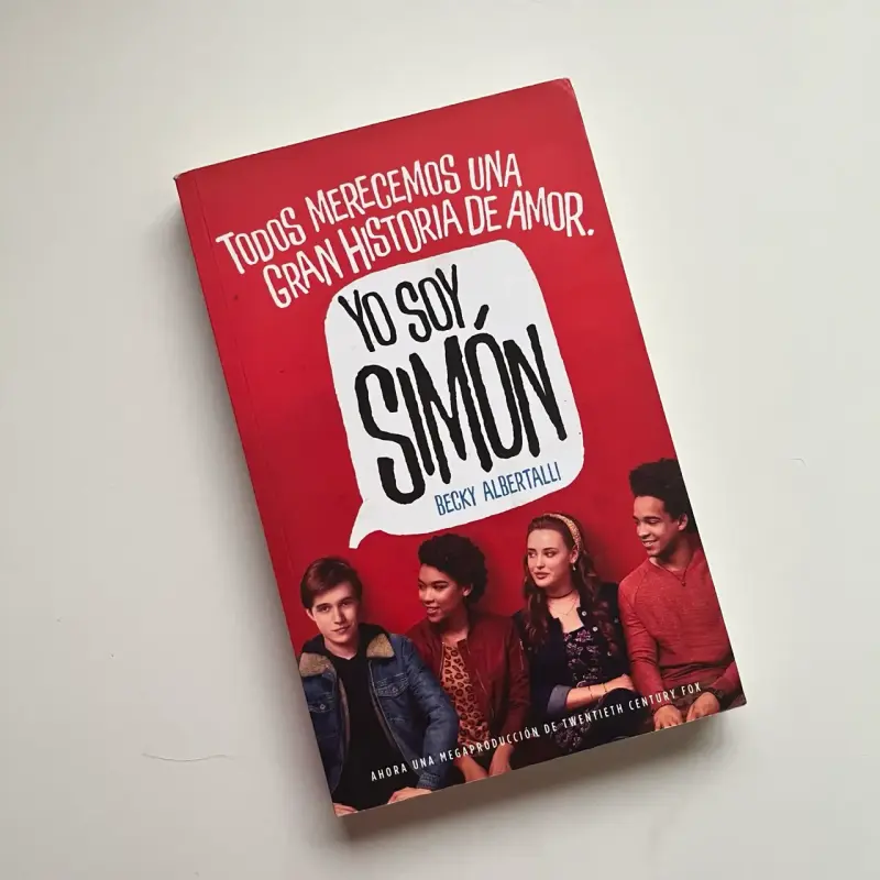Libro 'Yo Soy Simón' de Becky Albertalli - 1