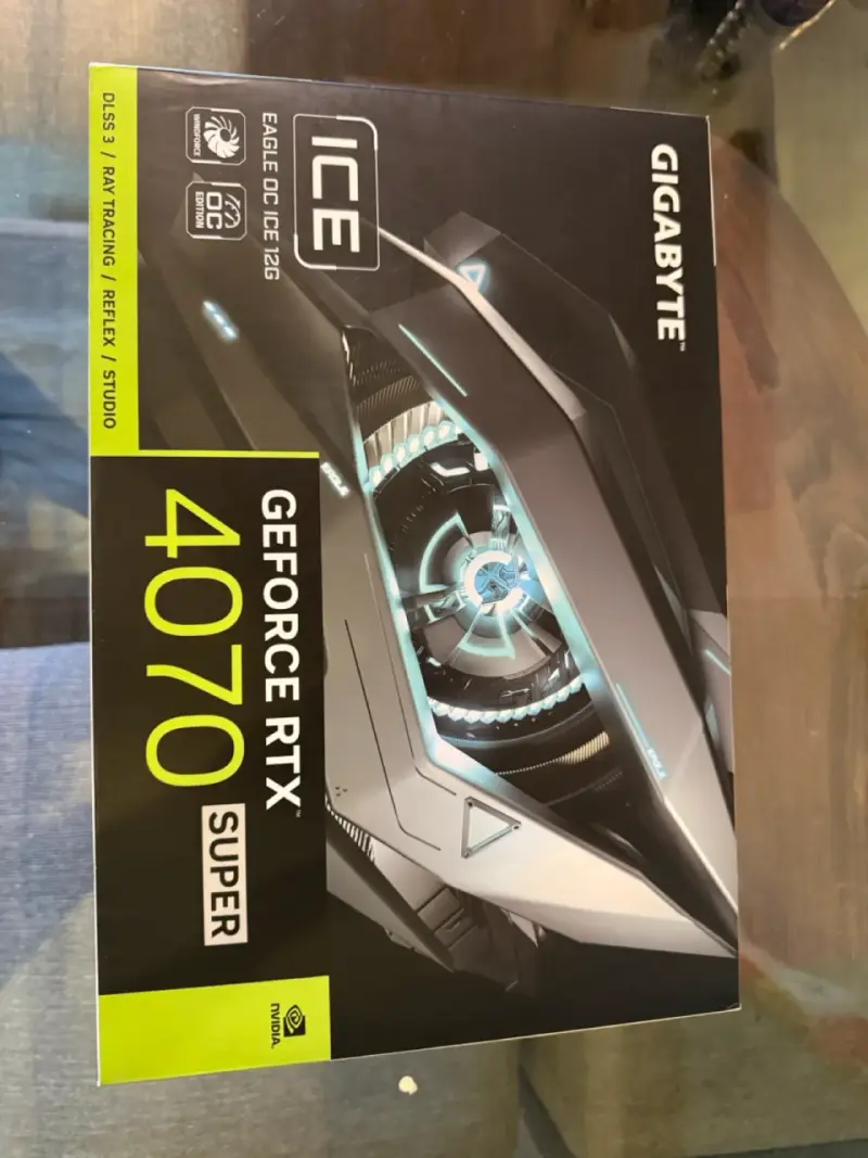 Tarjeta Gráfica Gigabyte GeForce RTX 4070 Super - 1