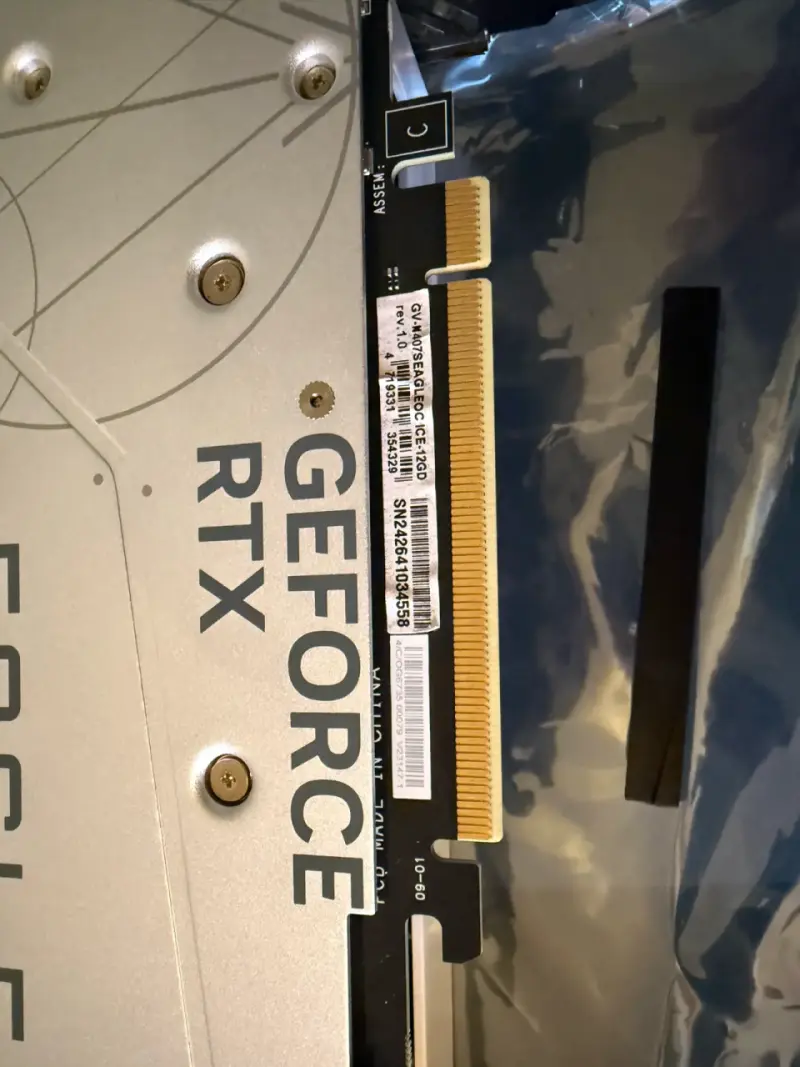 Tarjeta Gráfica Gigabyte GeForce RTX 4070 Super - 3