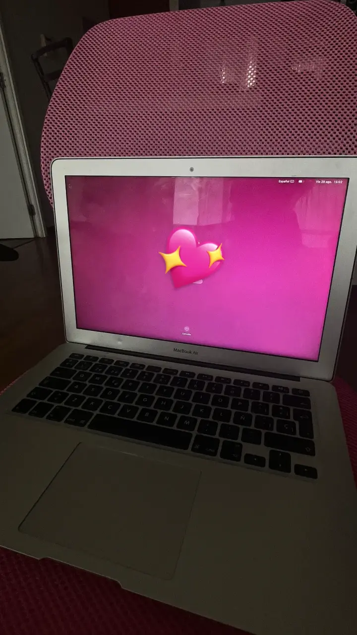 MacBook Air  año 2020 13 pulgadas en buen estado - 2