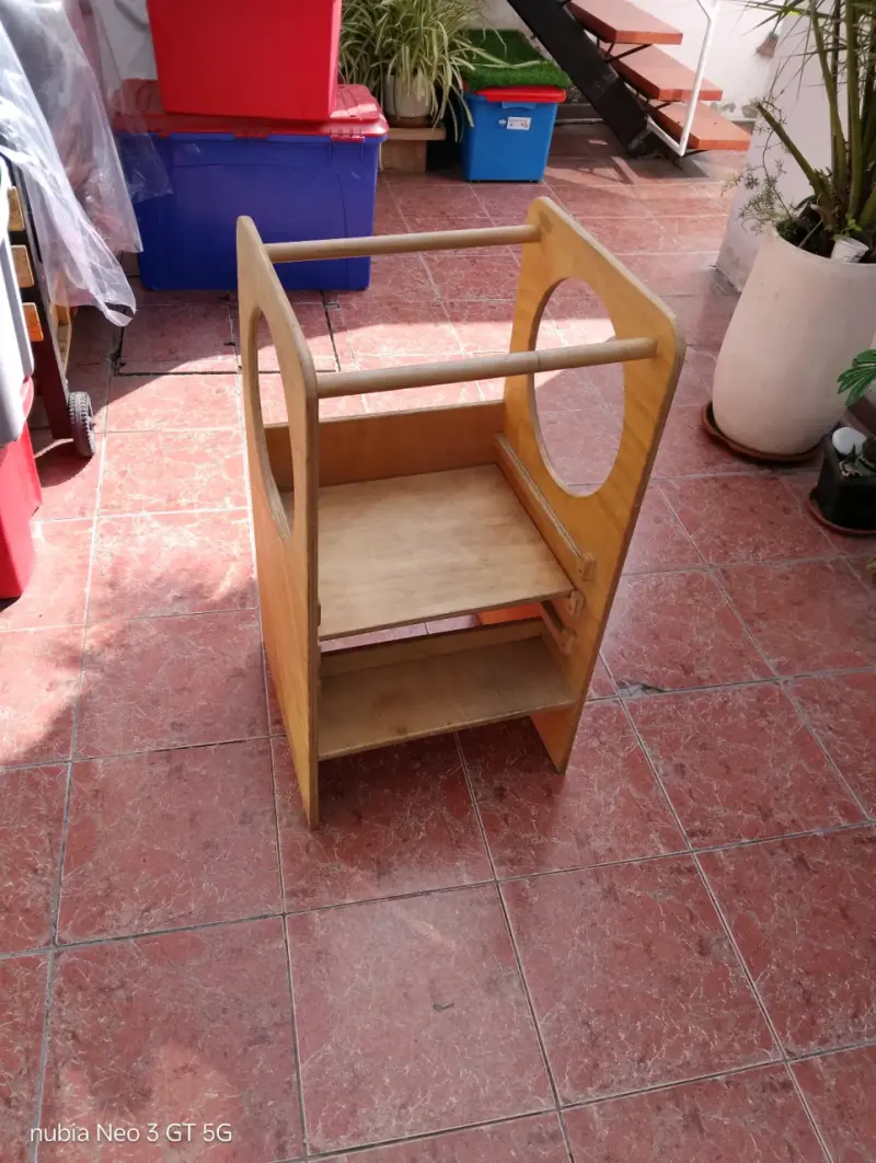 Torre de Aprendizaje (Kitchen Helper) - 2