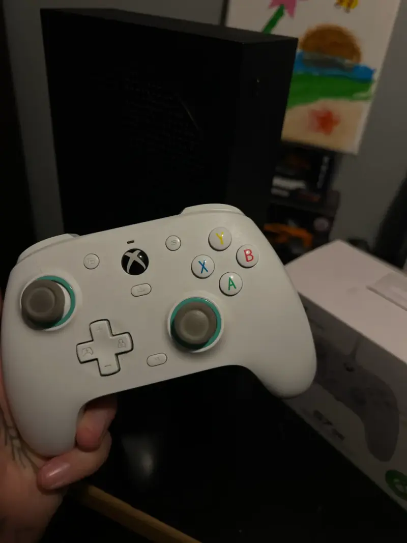 Consola Xbox Series S 1TB con 2 Controles - 5