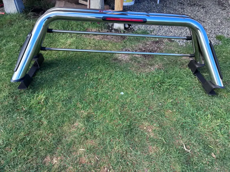 Barra antivuelco cromada para camioneta - 4