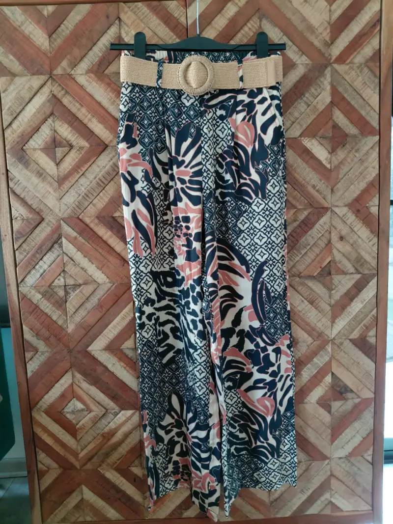 Pantalones Zara palazzo estampados con cinturón