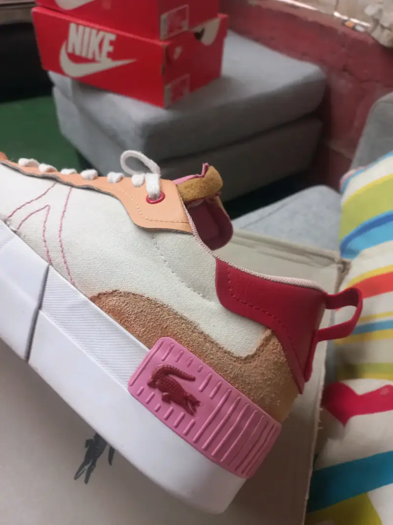 Zapatillas Lacoste nuevas - 1