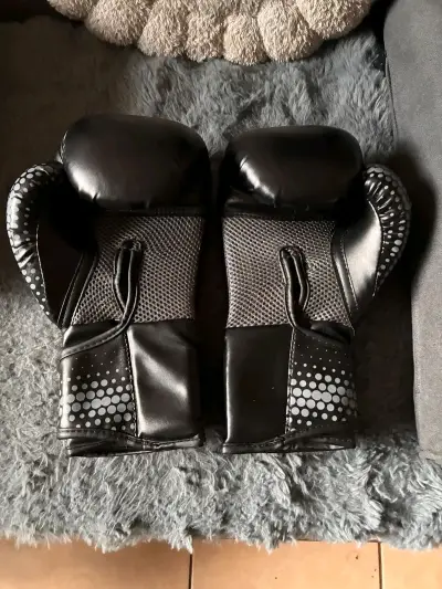 Guantes de Boxeo Everlast Spark 12 oz - miniatura 2