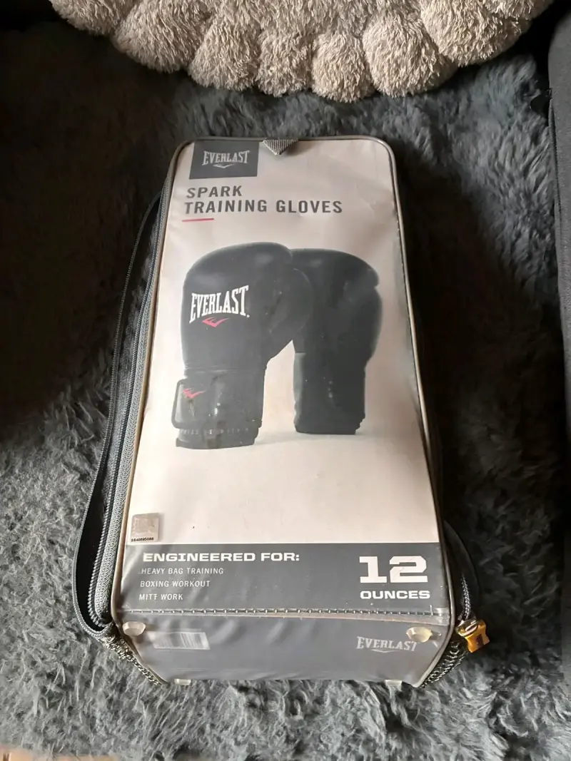 Guantes de Boxeo Everlast Spark 12 oz - 3