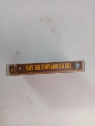 Cassette Relampagos del Sur por una mujer casada - miniatura 3