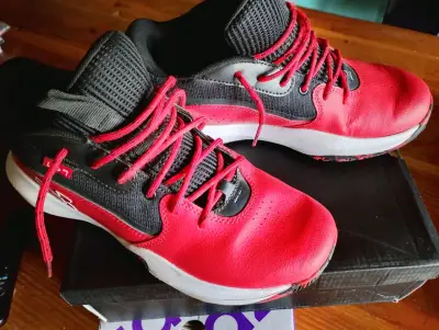 Zapatillas Basketball Under Armour 40/41 - miniatura 1
