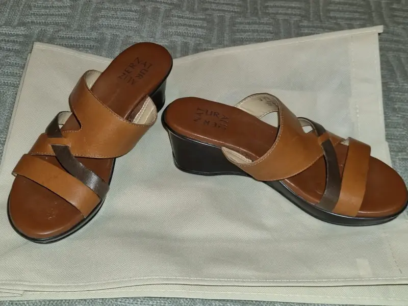 Sandalias cuero café - 37
