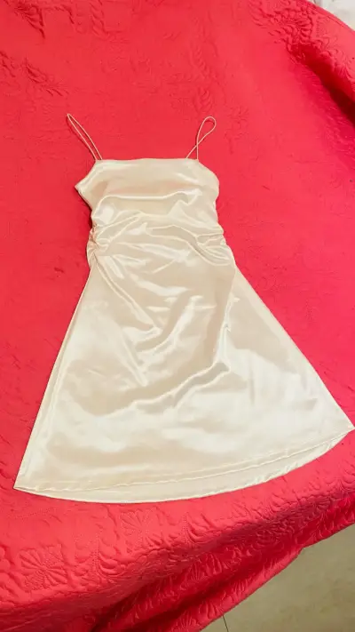 Vestido satinado beige H&M Divided - miniatura 1