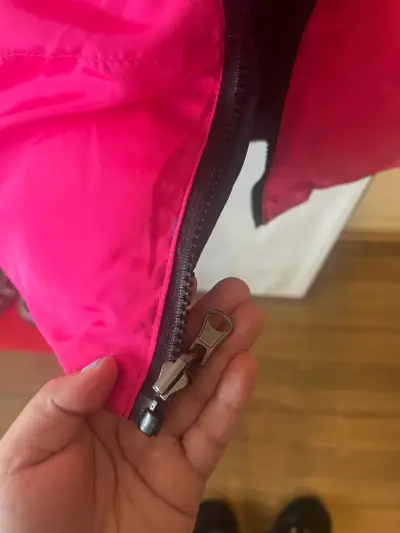 Chaqueta reversible negro y fucsia para mujer - miniatura 5