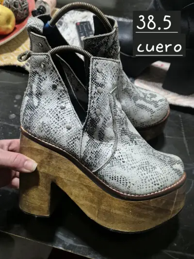 Botines de cuero con plataforma talla 38.5 - miniatura 1