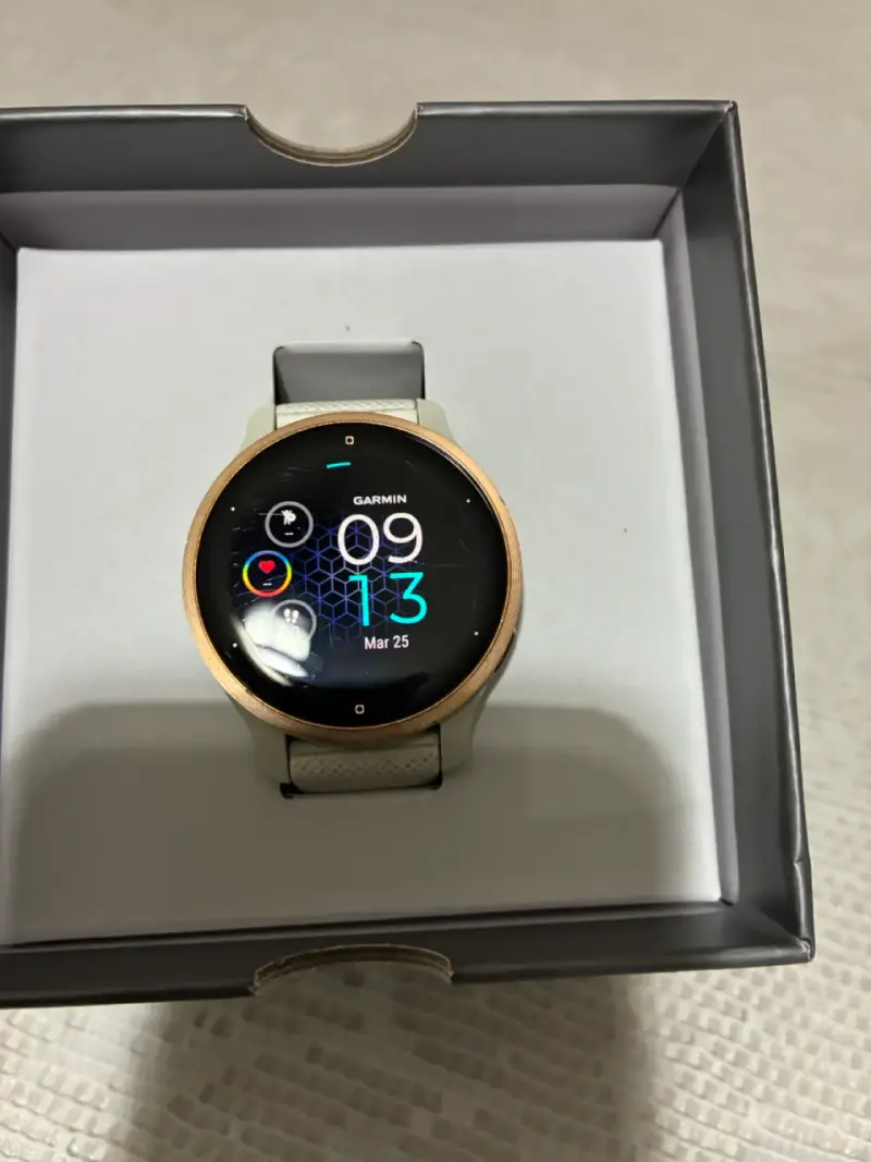 Smartwatch Garmin Venu 2S con GPS y pantalla táctil - 1