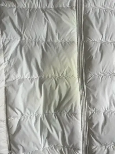 Chaqueta acolchada blanca para niña Forever 21 - miniatura 5