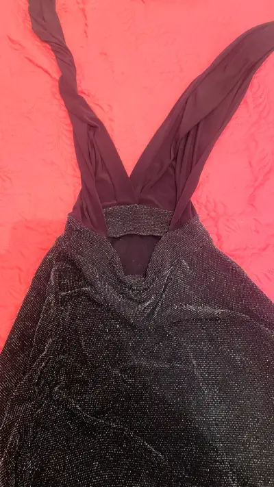 Vestido largo negro con brillo y mangas largas - miniatura 3
