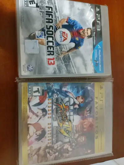 Juegos PS3 FIFA Soccer 13 y Street Fighter IV - miniatura 1