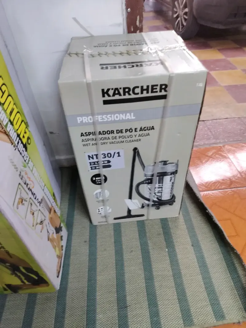 Aspiradora Karcher NT 30/1 para polvo y agua - 3