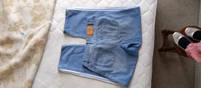 Jeans de mezclilla - miniatura 2