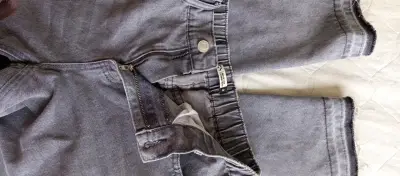 Jeans grises - miniatura 3