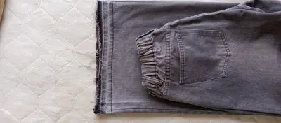 Jeans grises - miniatura 4