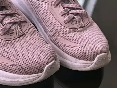 Zapatillas deportivas rosas para niños Puma - miniatura 3