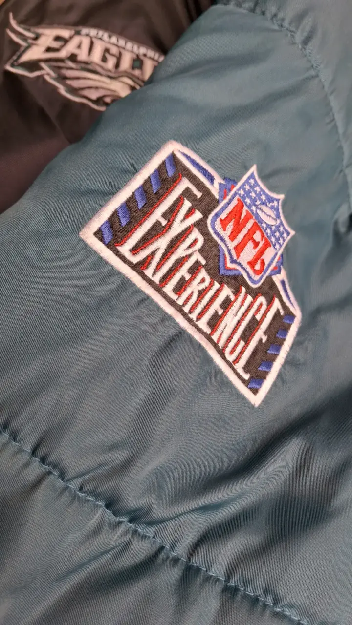Chaqueta NFL Pro Player Eagles 90's - 3
