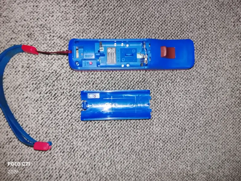 Controles de juego rojo y azul para Wii - 3