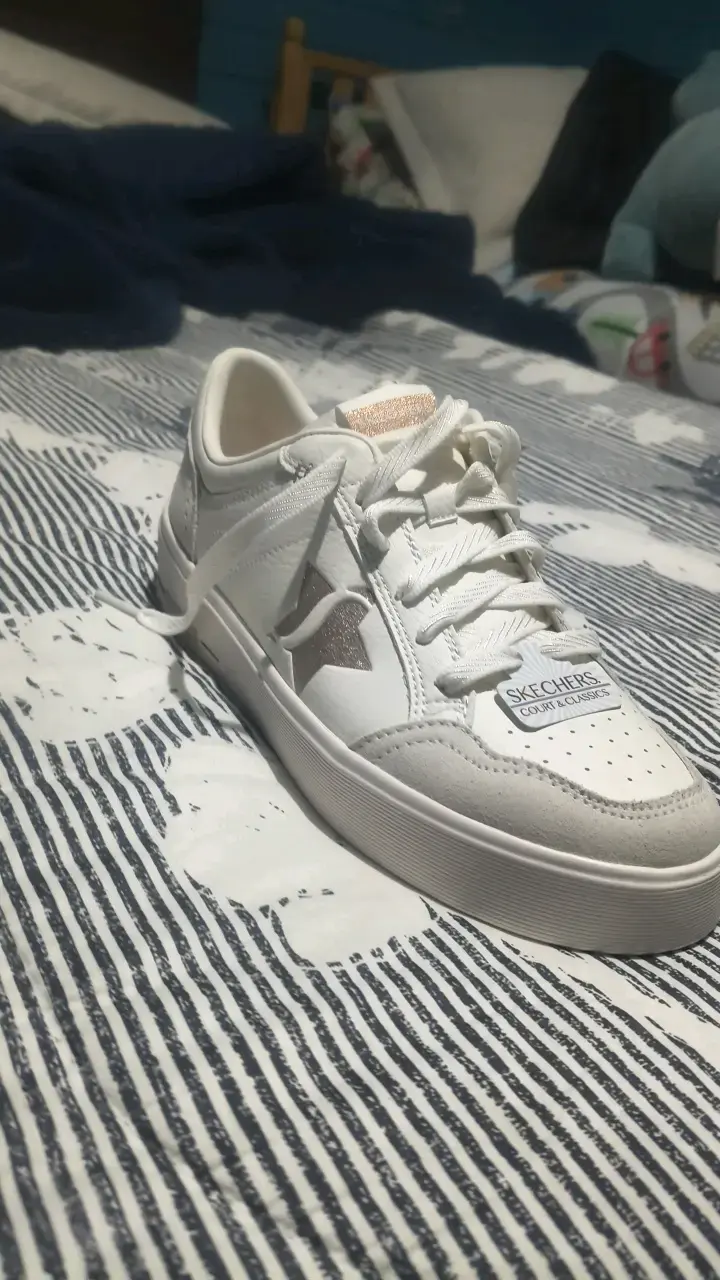 Zapatillas blancas Skechers Court & Classics - 1
