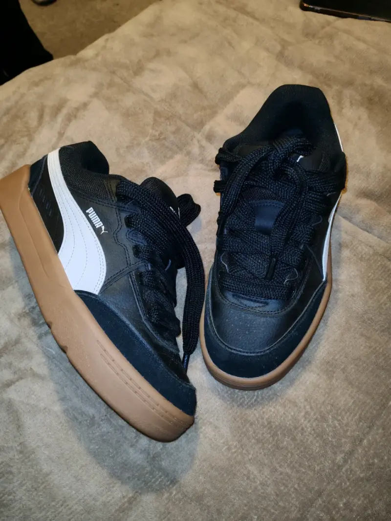 Zapatillas deportivas negras Puma - 1
