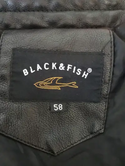 Chaqueta de cuero sintético negra Black & Fish - miniatura 3