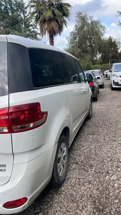 Maxus G10 2023 - 107.000km en buen estado - miniatura 2