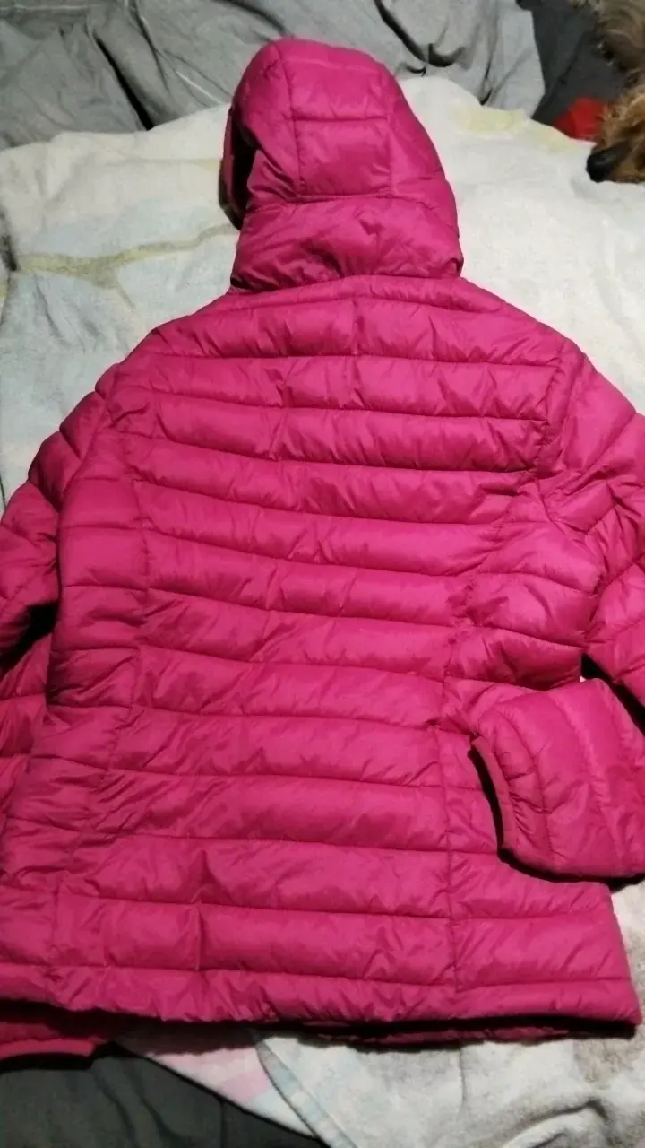 Chaqueta acolchada fucsia con capucha para mujer - 2