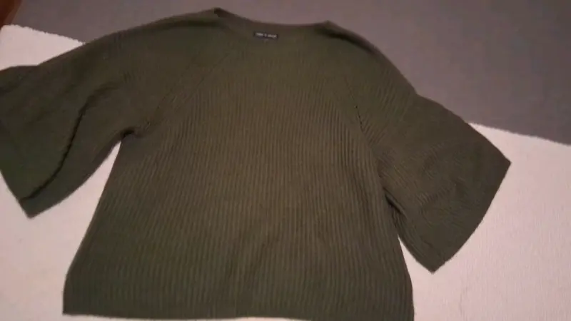Suéter verde oliva de punto para mujer