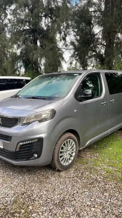 Peugeot Traveller Business L3 9PBluehdi 145 - miniatura 5