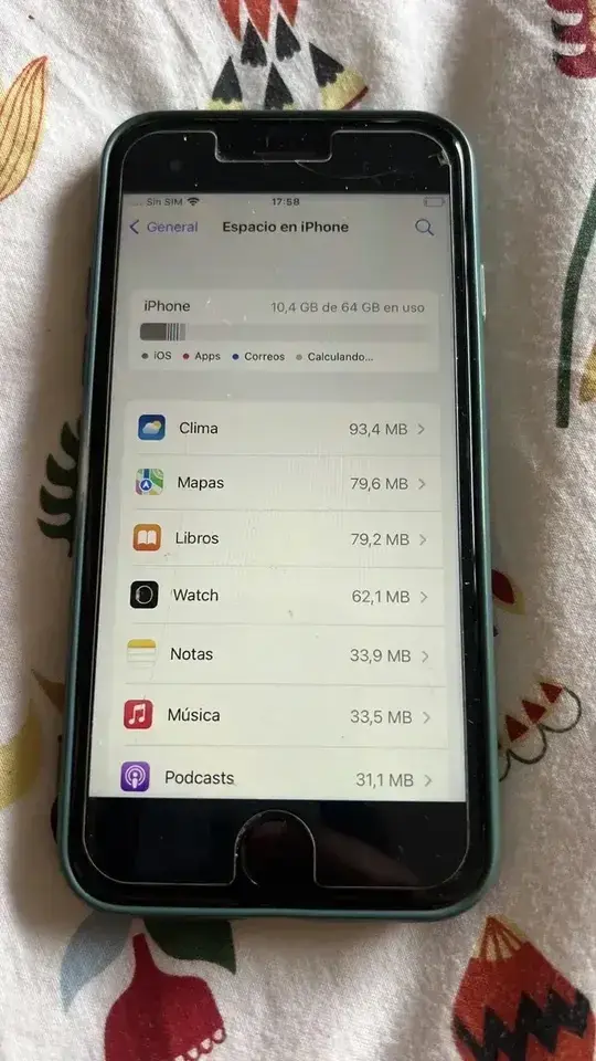 iPhone SE 64 GB negro - 3
