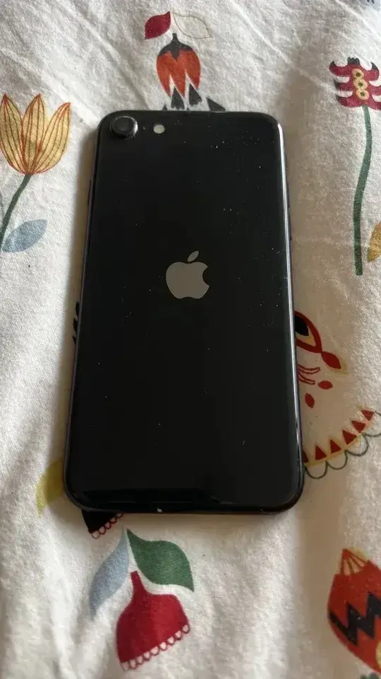 iPhone SE 64 GB negro - 4