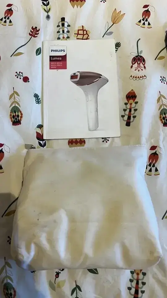 Depiladora IPL Philips Lumea Prestige con accesorios - 2