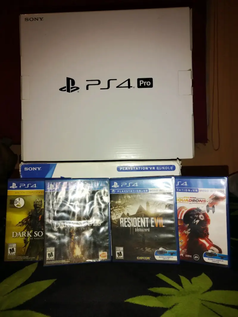 Consola Sony PS4 Pro 1TB con Juegos y VR - 3